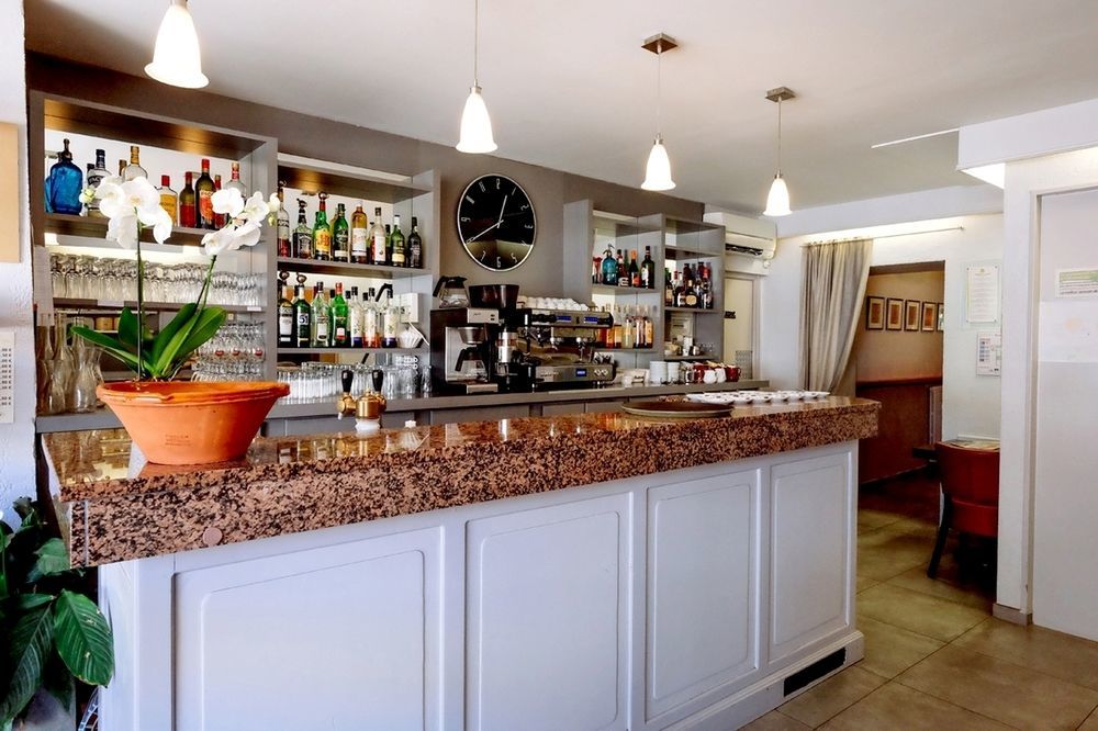 Hotel Restaurant Du Lauragais Logis De France Вилфранш-дьо-Лораге Екстериор снимка
