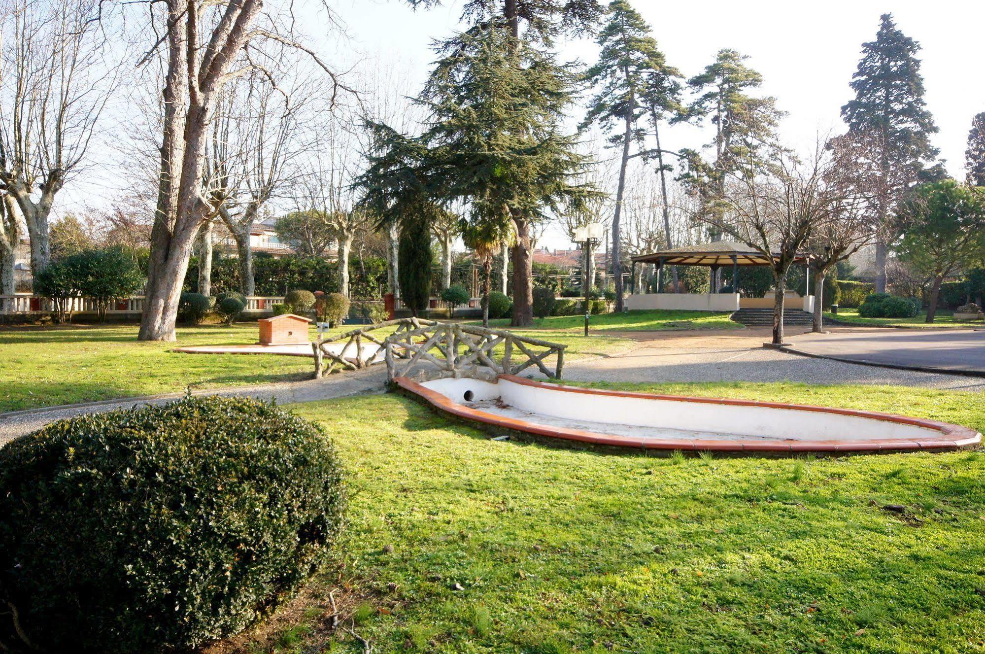 Hotel Restaurant Du Lauragais Logis De France Вилфранш-дьо-Лораге Екстериор снимка